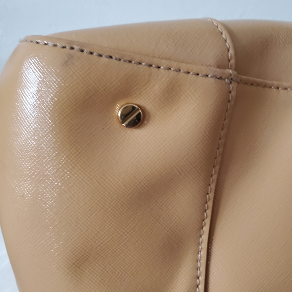 $500 Tory Burch Robinson Glossy Tan Brown Large Satchel Tote bag - Picture 14 of 15